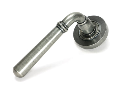 From The Anvil 51330 - Pewter Newbury Lever on Rose Set (Plain) - Unsprung